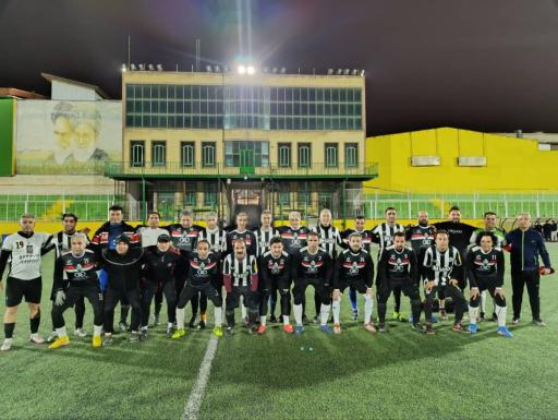 عکس استادیوم شباهنگ