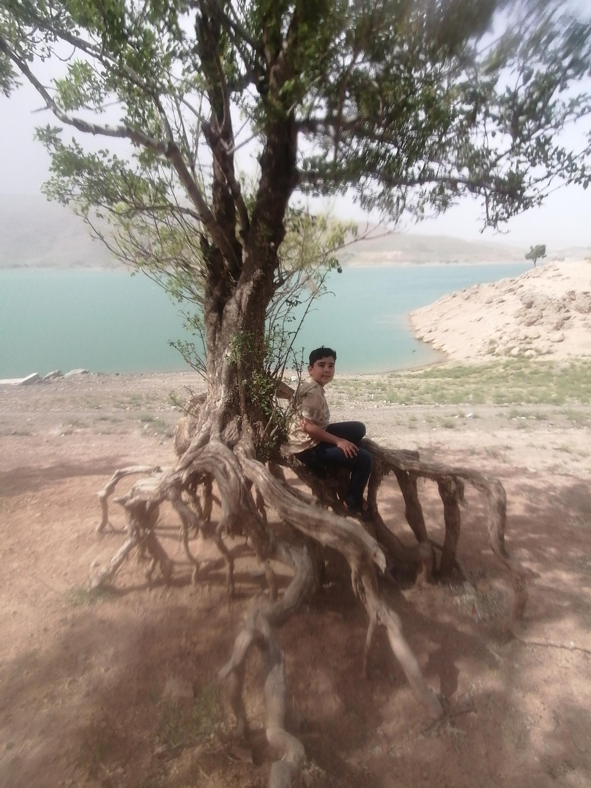 عکس دریاچه سد مهاباد