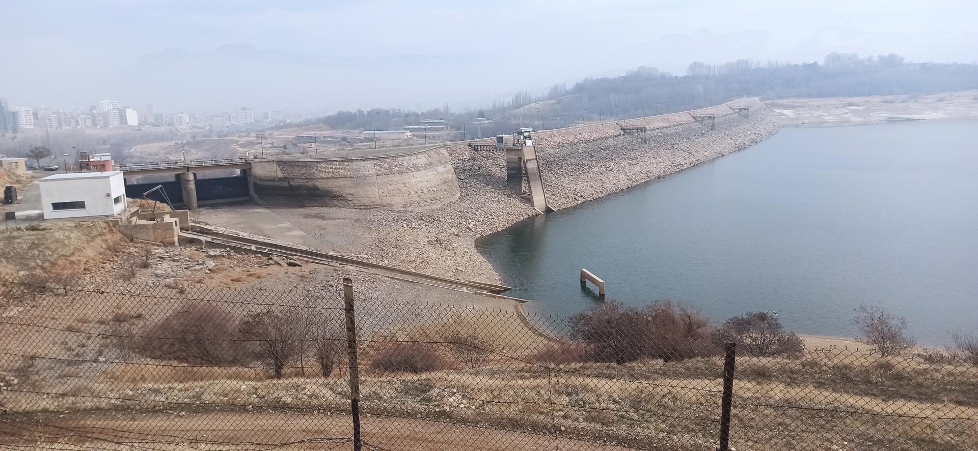 عکس دریاچه سد مهاباد