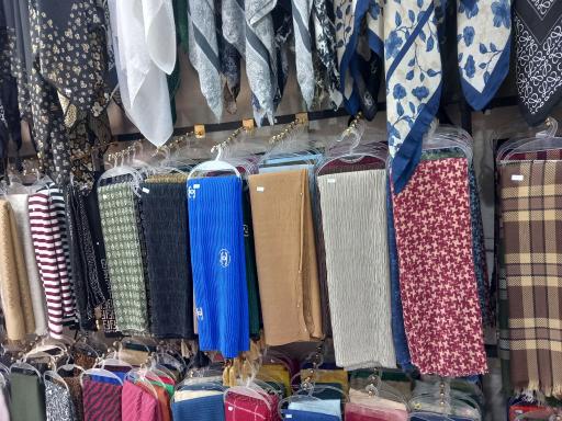 شال و روسری پرنیا