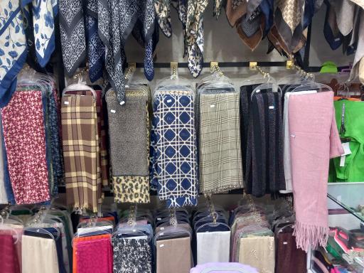 شال و روسری پرنیا