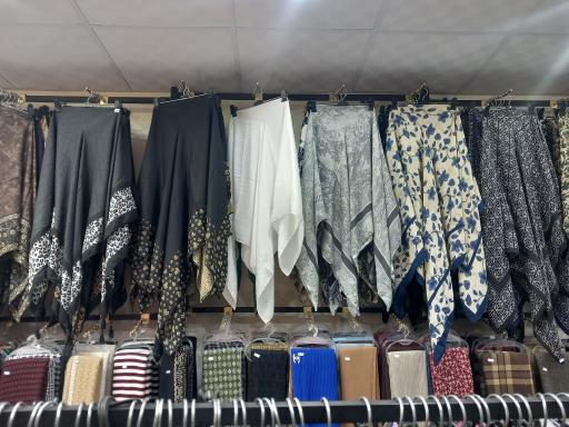 شال و روسری پرنیا