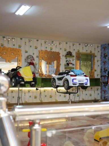 عکس آرایشگاه میثم