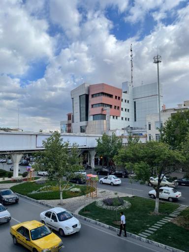 عکس مرکز خرید خورشید