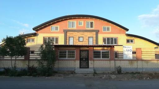 عکس کارخانه بسته بندی عسل ساوالان