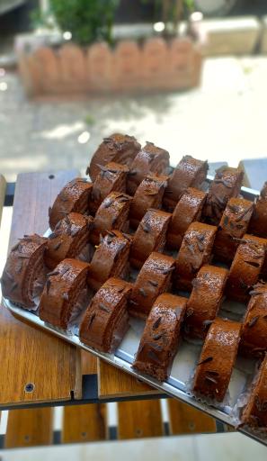 عکس کافه شیرینی تارتلت