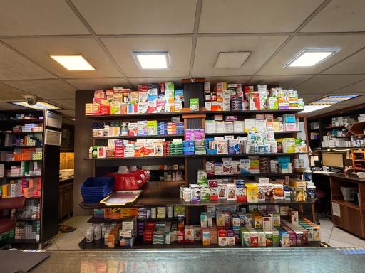 عکس داروخانه شبانه روزی دکتر ذبیحی