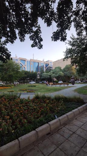 عکس میدان شورا