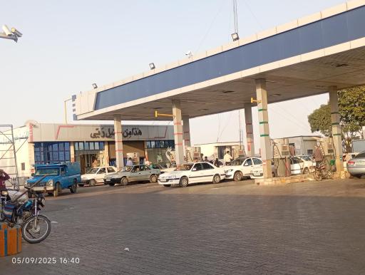 عکس پمپ بنزین راه ابریشم