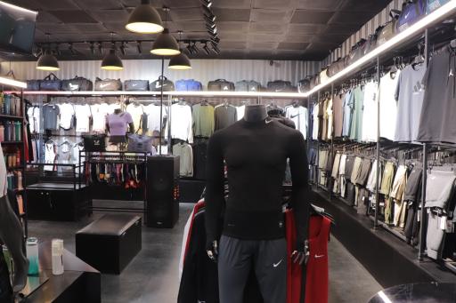 عکس آکو اسپرت