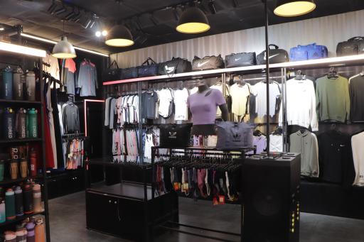 عکس آکو اسپرت