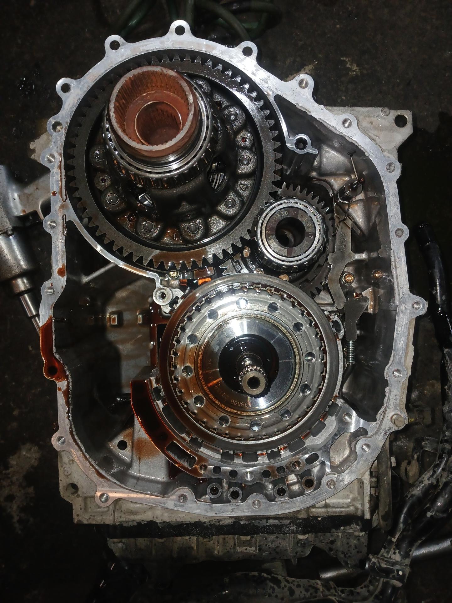 عکس تعمیرگاه مجتبی