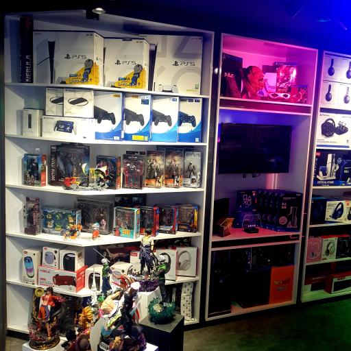 عکس فروشگاه رزگیمرز