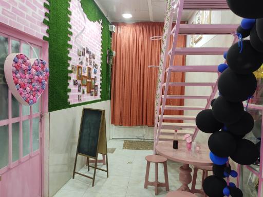 عکس کافه دخترونه مانا