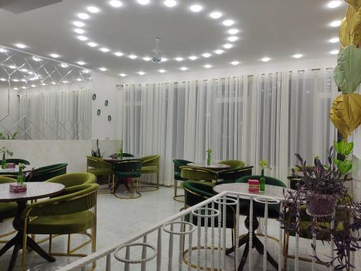 عکس کافه دخترونه مانا