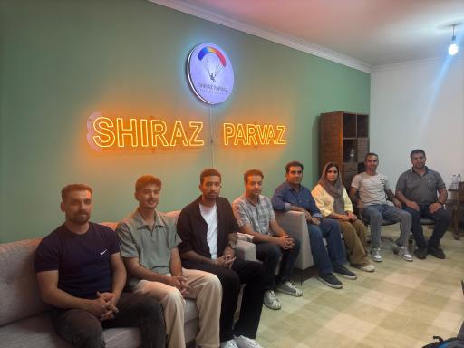 عکس باشگاه ورزش های هوایی شیراز پرواز