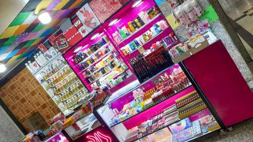 عکس آرایشی و عطر دریم