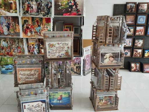 عکس تابلو فرش و قابسازی خاتم