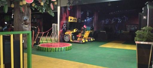 عکس مجتمع تجاری سارا