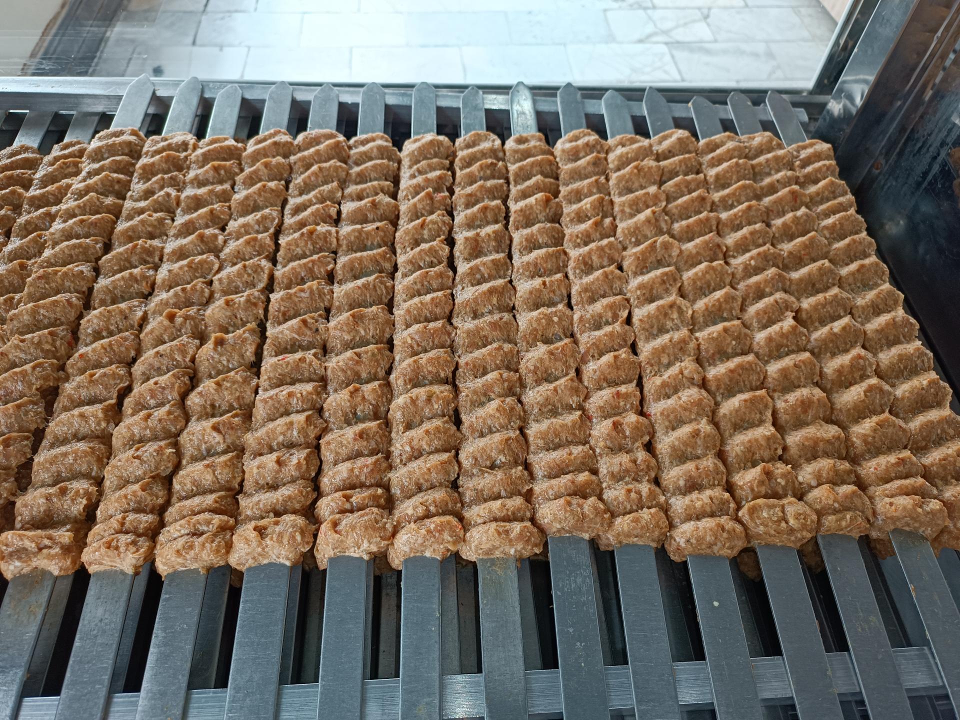 عکس تهیه غذا مجلسی