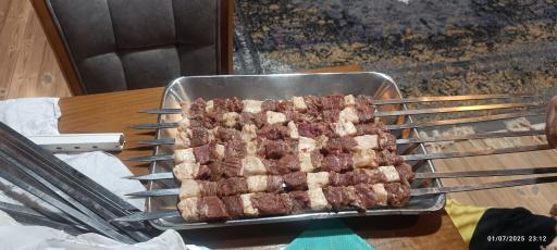 رستوران خفن لقمه