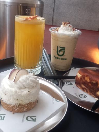 عکس کافه فیگارو شیراز