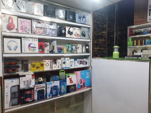 عکس  تعمیرات و موبایل پارادایس گلعلیزاده 