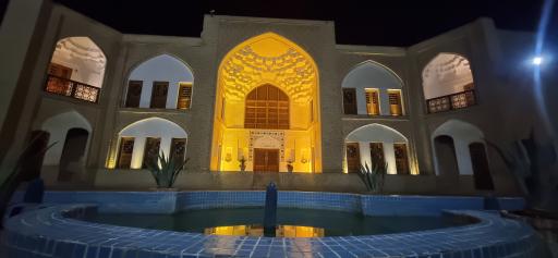 عکس عمارت عبدالله آباد ساوه (عمارت حاکم)