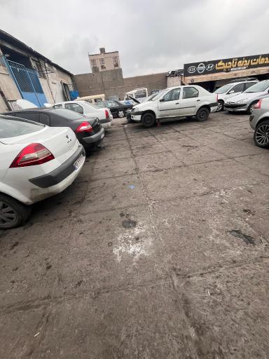 عکس تعمیرگاه تخصصی رنو فرانس