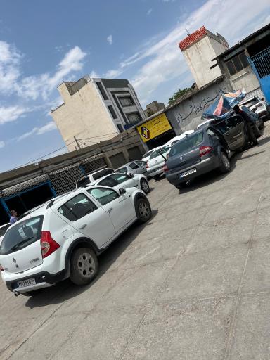 عکس تعمیرگاه تخصصی رنو فرانس