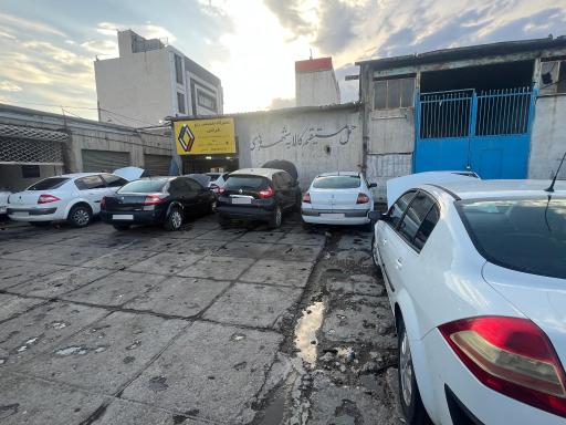 عکس تعمیرگاه تخصصی رنو فرانس