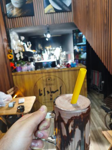 عکس کافه اسپادانا 