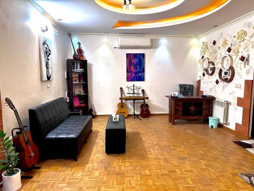 عکس آموزشگاه موسیقی دومینور