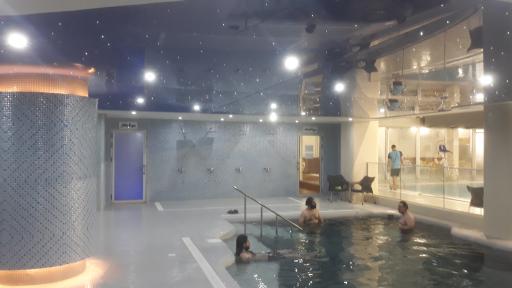 عکس مجموعه ورزشی و استخر سام فیت شعبه پردیس