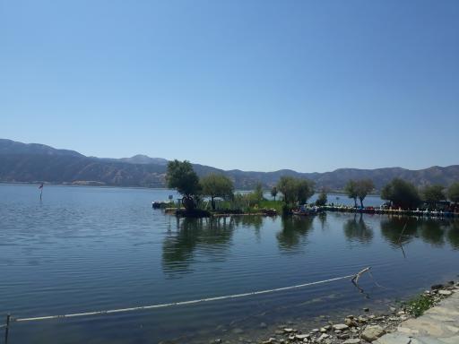 عکس اسکله قایق سواری زریبار