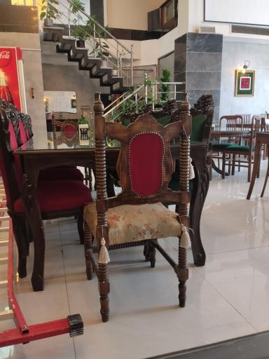 عکس رستوران و کافه فست فود ماهی بازان