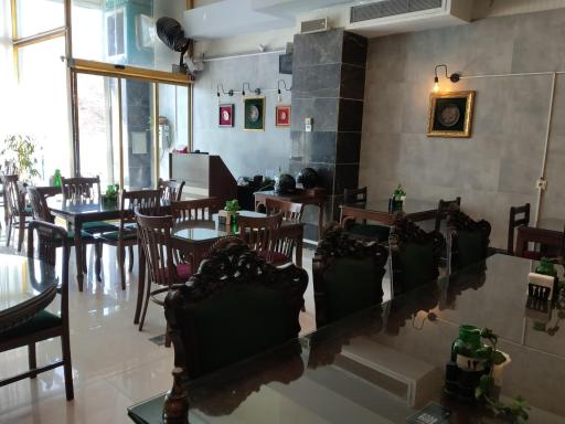 عکس رستوران و کافه فست فود ماهی بازان