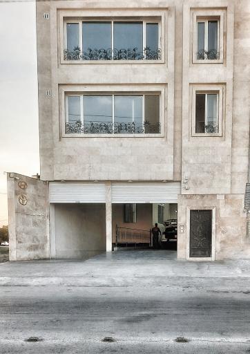 عکس تعمیرگاه هیوندا و کیا مهندس غنچه گی