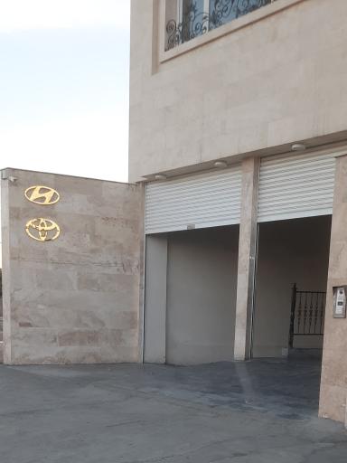 عکس تعمیرگاه هیوندا و کیا مهندس غنچه گی