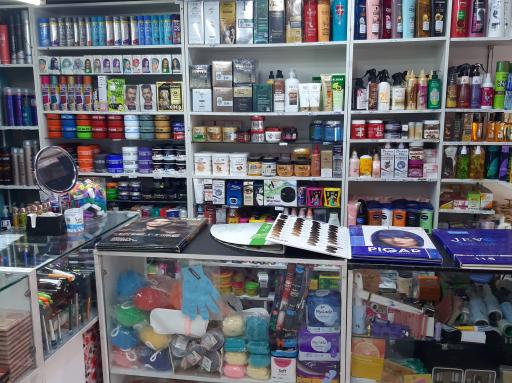 عکس گالری آرایشی و بهداشتی بزک 