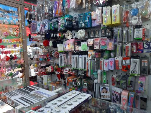 عکس گالری آرایشی و بهداشتی بزک 