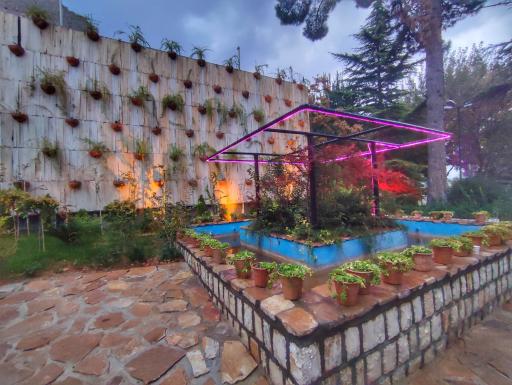 عکس مجموعه تفریحی توریستی دایه