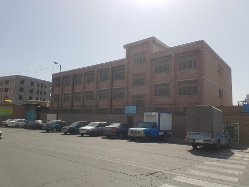 عکس دبیرستان دولتی پسرانه دوره اول آزادگان اسلام