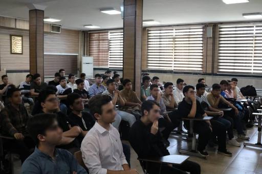 عکس دبیرستان پسرانه نمونه دولتی فرهنگ