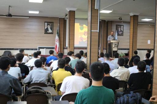 عکس دبیرستان پسرانه نمونه دولتی فرهنگ