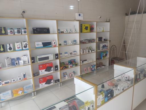 عکس لوازم جانبی موبایل و کامپیوتر اسمارت استور