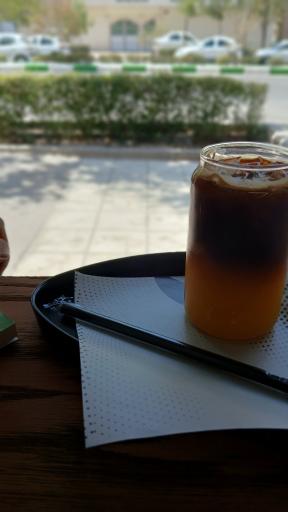 کافه اُنی