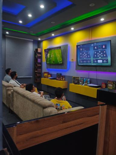 عکس کافه گیم VIP شریف 