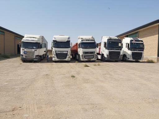 عکس انبار کالای تجاری ایران اطلس