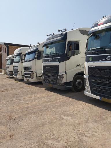 عکس انبار کالای تجاری ایران اطلس